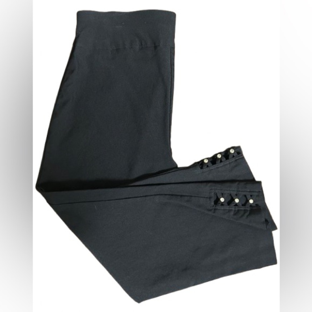 Attyre women’s capris - Picture 5 of 8